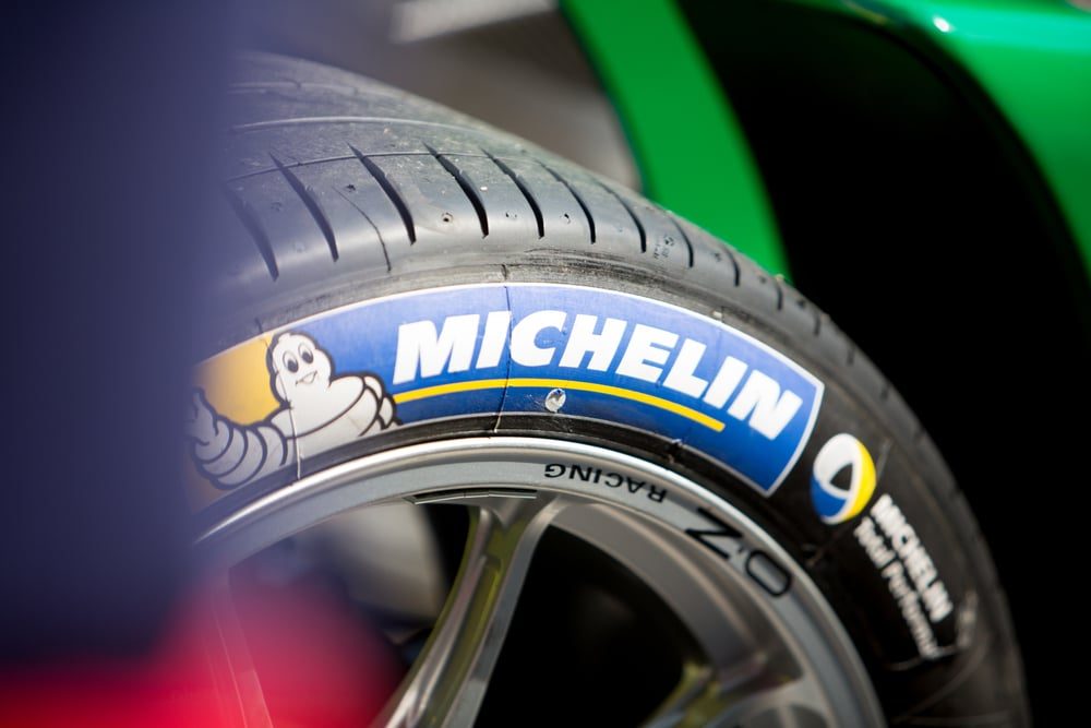 Michelin - automobile, action, cours, perte vitesse