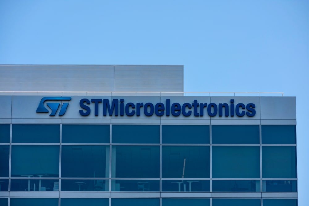action STMicroelectronics